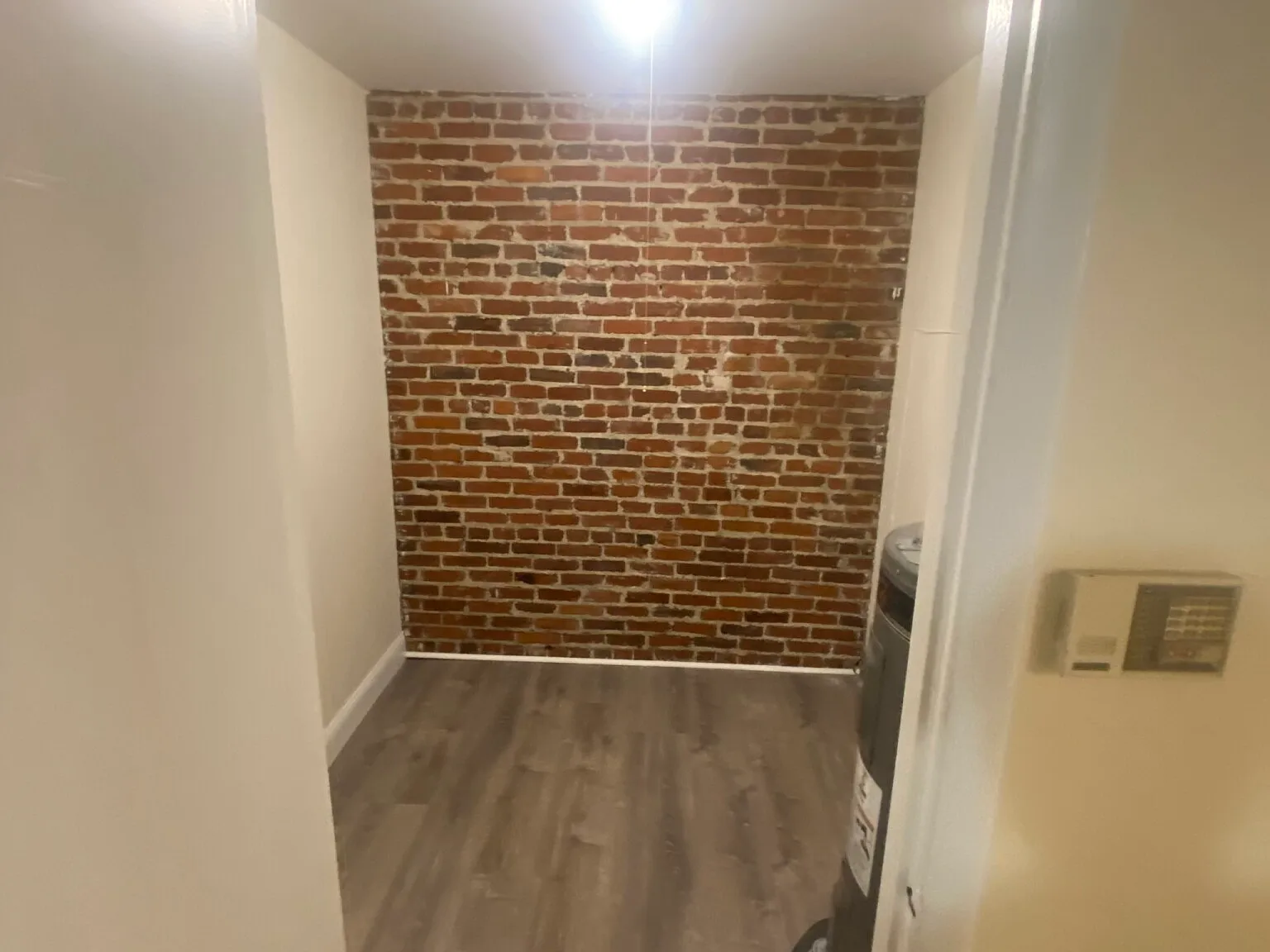 Studio, 450 sqft, $2,300 — Photo 4