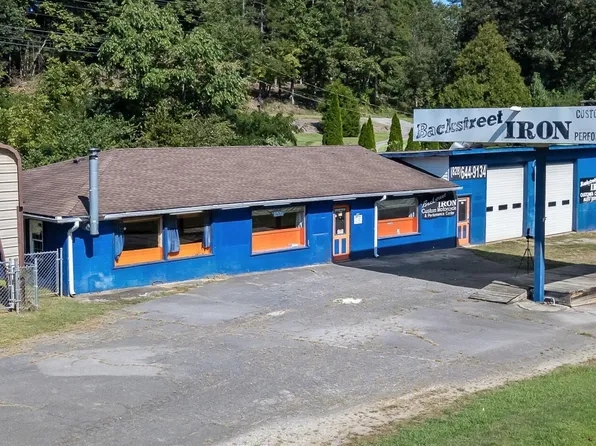 7878 W Us Highway 64, Murphy, NC 28906