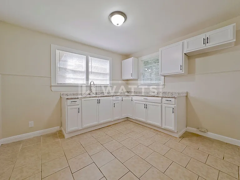 409 Foust Ct — Photo 7