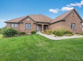 2309 Oakwood Ln, Marseilles, IL 61341