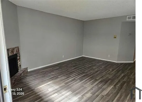 15916 Vanowen St #110 — Photo 3
