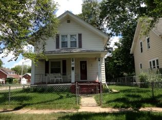 2021 Latham St, Rockford, IL 61103