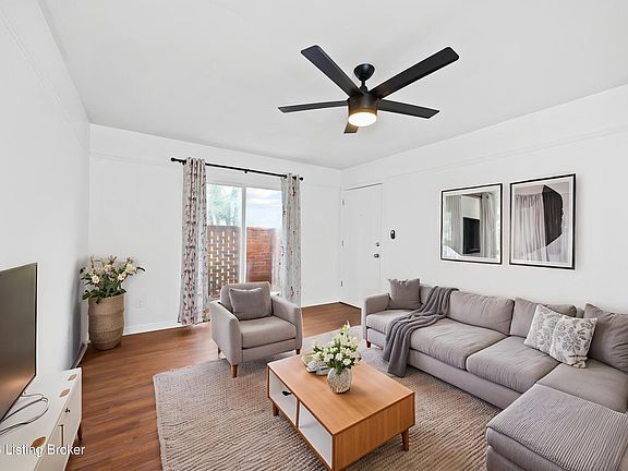 4th image of 1032 Armstrong Mill Rd APT B