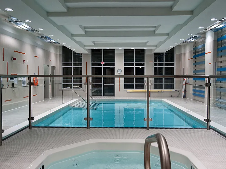 330 Burnhamthorpe Rd W #2208 — Photo 5