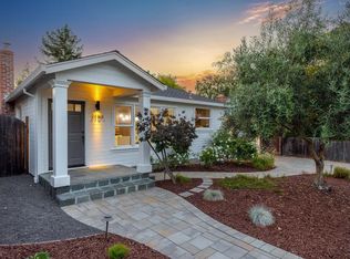 2150 Valparaiso Ave, Menlo Park, CA 94025