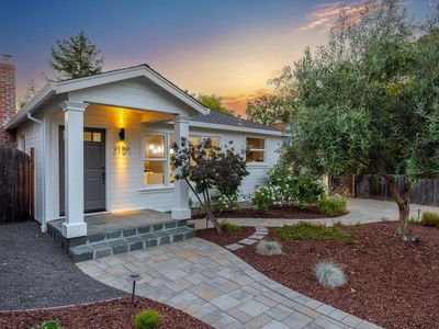 2150 Valparaiso Ave, Menlo Park, CA, 94025
