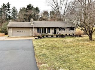 197 Linnell Dr, Granville, OH
