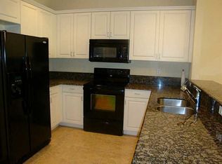 7733 Paddock Pl, Davie, FL 33328