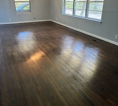 3rd image of 3521 E Crest Dr