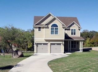 1001 Woodland Hills Dr, Granite Shls, TX 78654