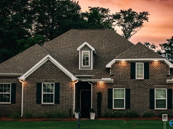 309 Creek Grove Ave, New Market, AL 35761
