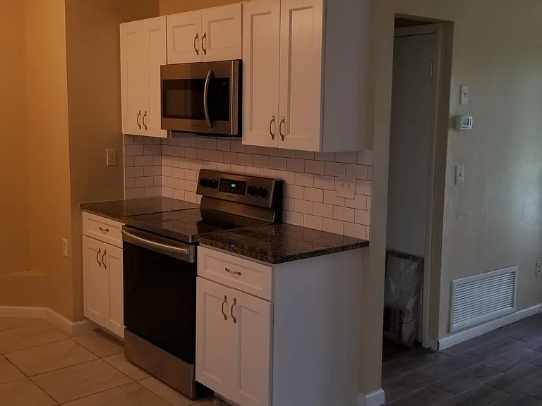 12401 Brookside St — Photo 3