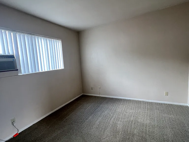 5822 Kingman Ave #H — Photo 7