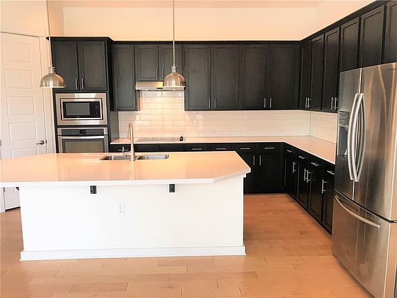 3rd image of 4231 Berkman Dr