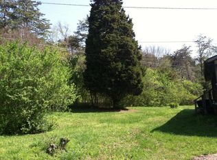 3133 Rutrough Rd, Roanoke, VA 24014