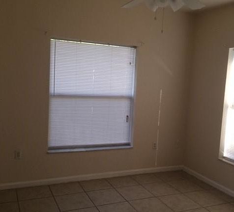 2nd image of 11340 NE 13th Ave