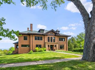 2526 E 2nd St, Duluth, MN 55812