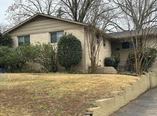 7104 Briarwood Dr, Little Rock, AR 72205