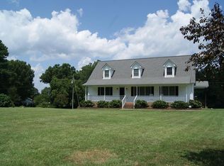 2196 Asbury Church Rd, Vernon Hill, VA 24597