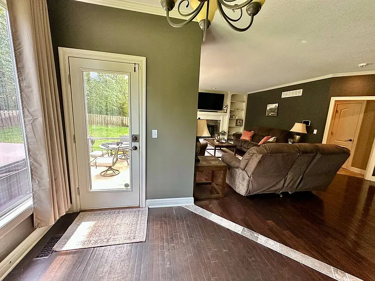 7005 Round Prairie St — Photo 12