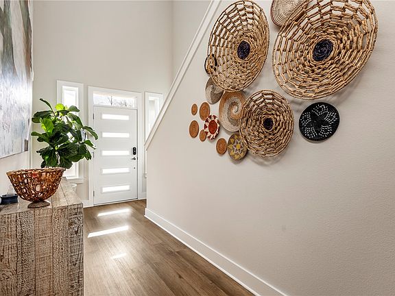 2nd image of 1300 Bunker Dr