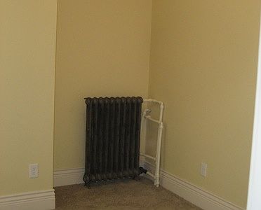 4th image of 617 Virginia St #1
