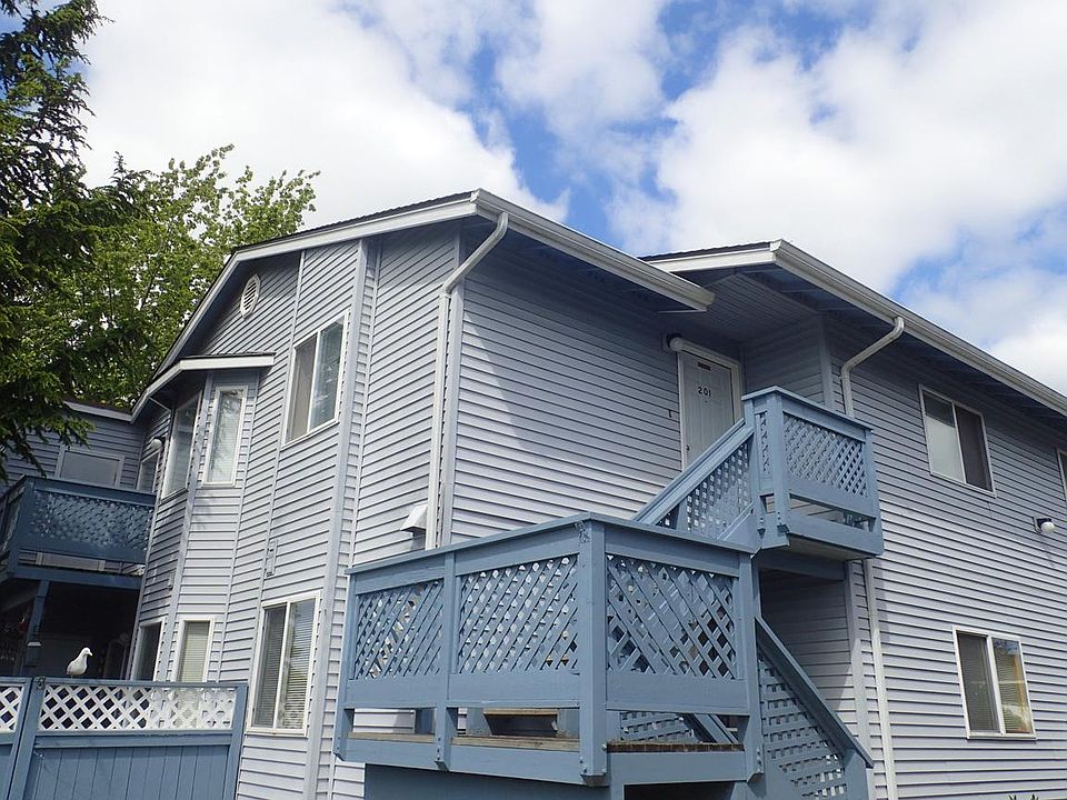 1st image of 730 SE 8th Ave #201
