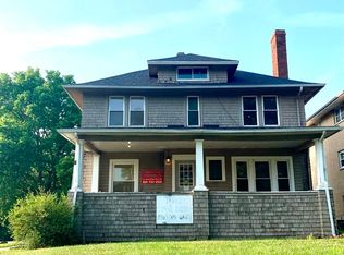 345 Augusta Ave, Dekalb, IL 60115