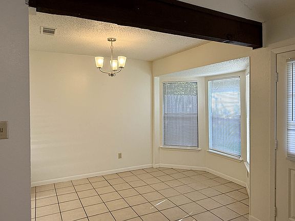 4th image of 1408 Garnet Rd