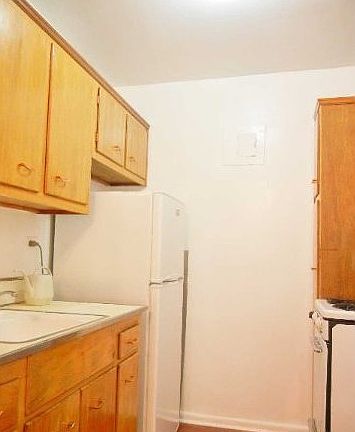 5th image of 99-05 59th Ave #1L