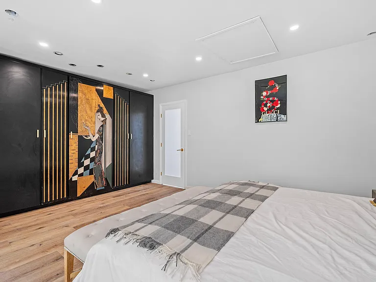 9213 Warbler Pl — Photo 32