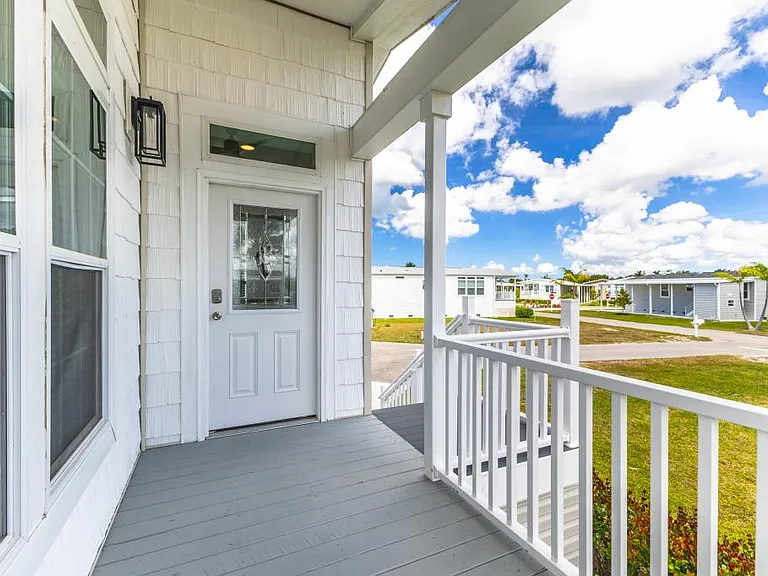 12581 Spring Meadow Dr — Photo 19