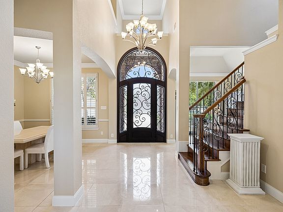 4th image of 9033 Jasmine Ln