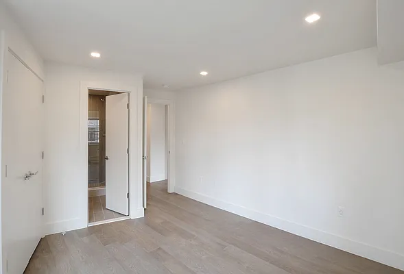 Rented by Abode Residential LLC | media 9