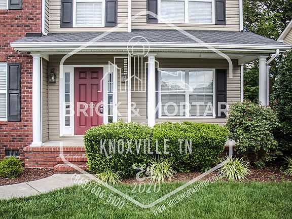 3rd image of 5722 Rhyne Cove Ln