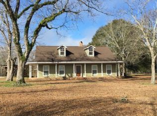 493 Gumpond Beall Rd, Lumberton, MS 39455