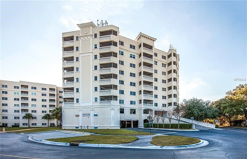 Whittier Manor Condominium with 2 floors of under ground parking