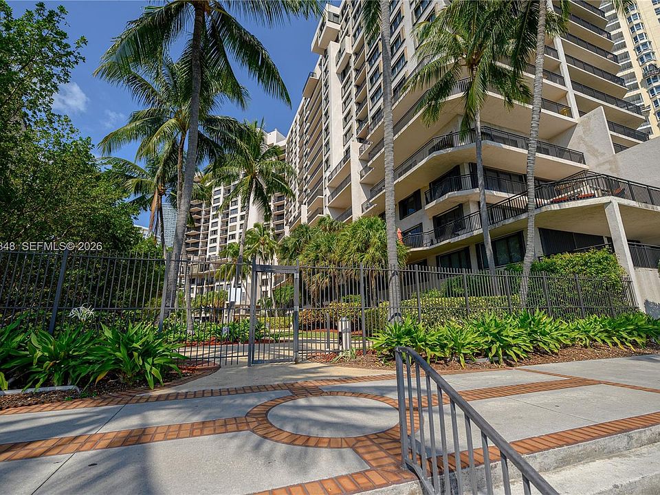 1st image of 540 Brickell Key Dr APT 600