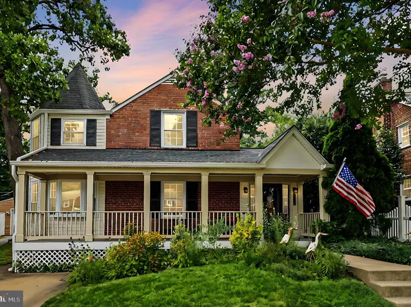 5886 14th St N, Arlington, VA 22205