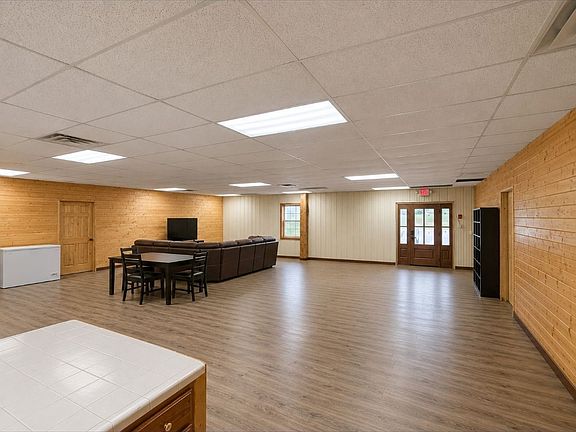 3rd image of 214 Polk Rd #74