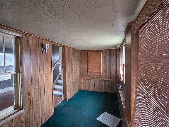 2nd image of 2022 Roger St