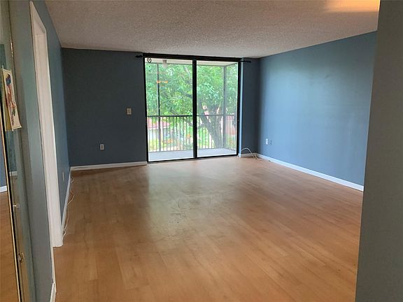 3rd image of 5530 NW 44th St APT 311C