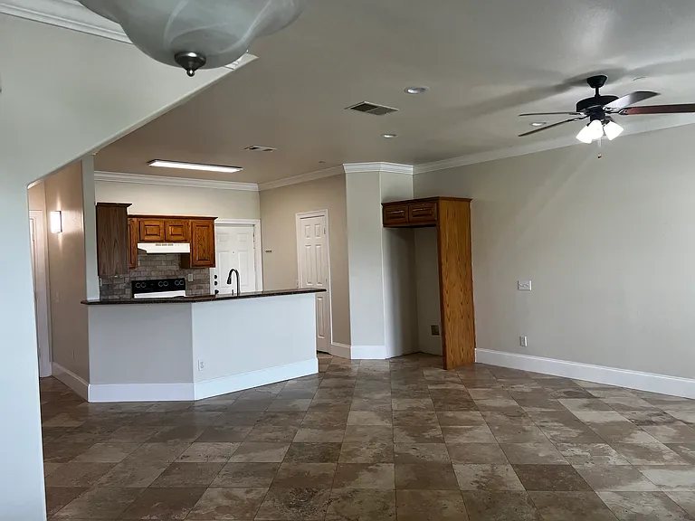 6100 Holiday Ln #205 — Photo 6