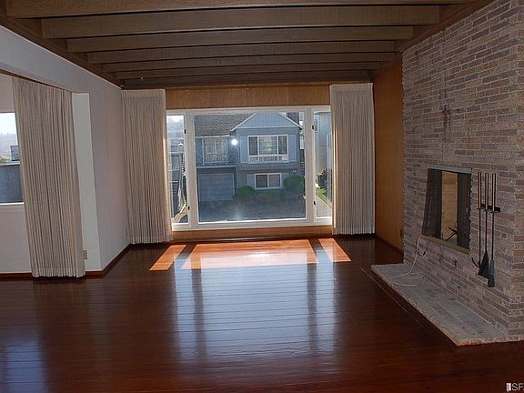 3rd image of 40 Fernwood Ave