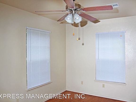 4th image of 102 River Oaks #107