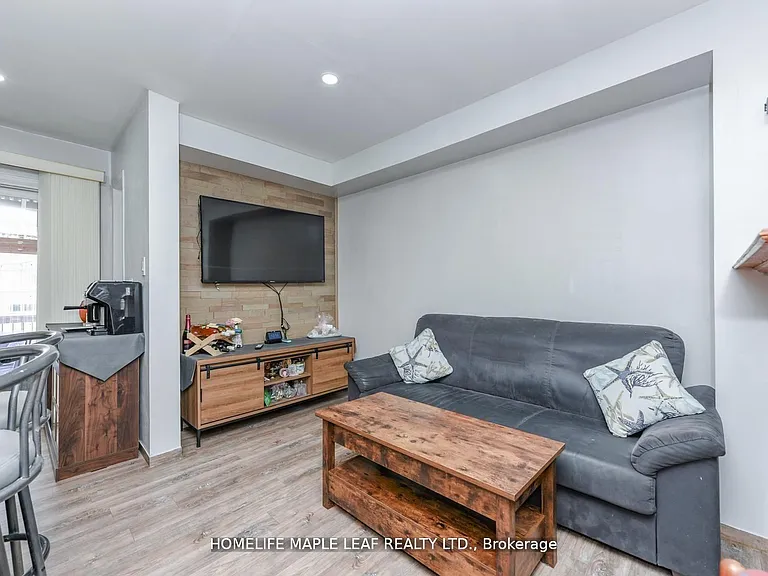 100 Alaskan Summit Ct W — Photo 27