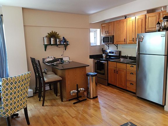 3rd image of 4980 N Marine Dr #60640