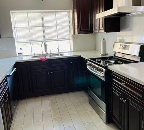 2nd image of 21600 Laurelrim Dr Unit A