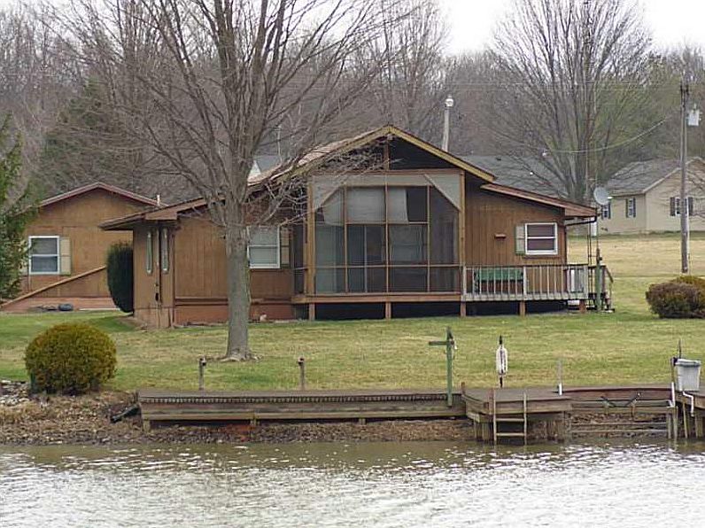 1st image of 1568 N Santee Dr