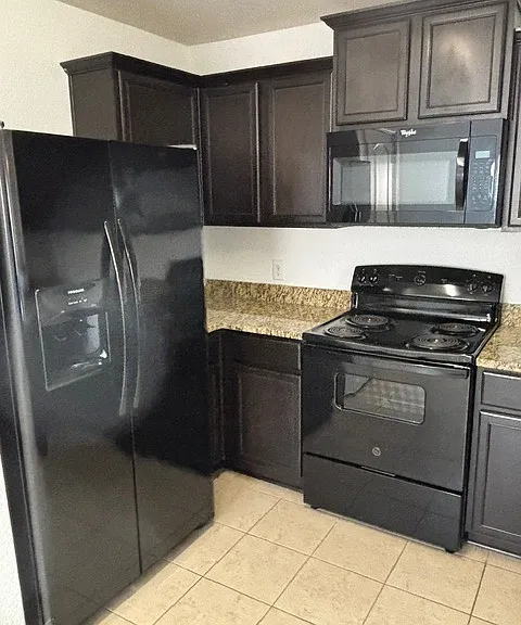 232 Millers Loop — Photo 2